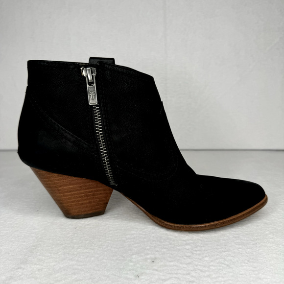 Frye Reina Black Leather Pointed Toe Side Zip Western Ankle Bootie Wmns Sz 6.5 M - Picture 8 of 16